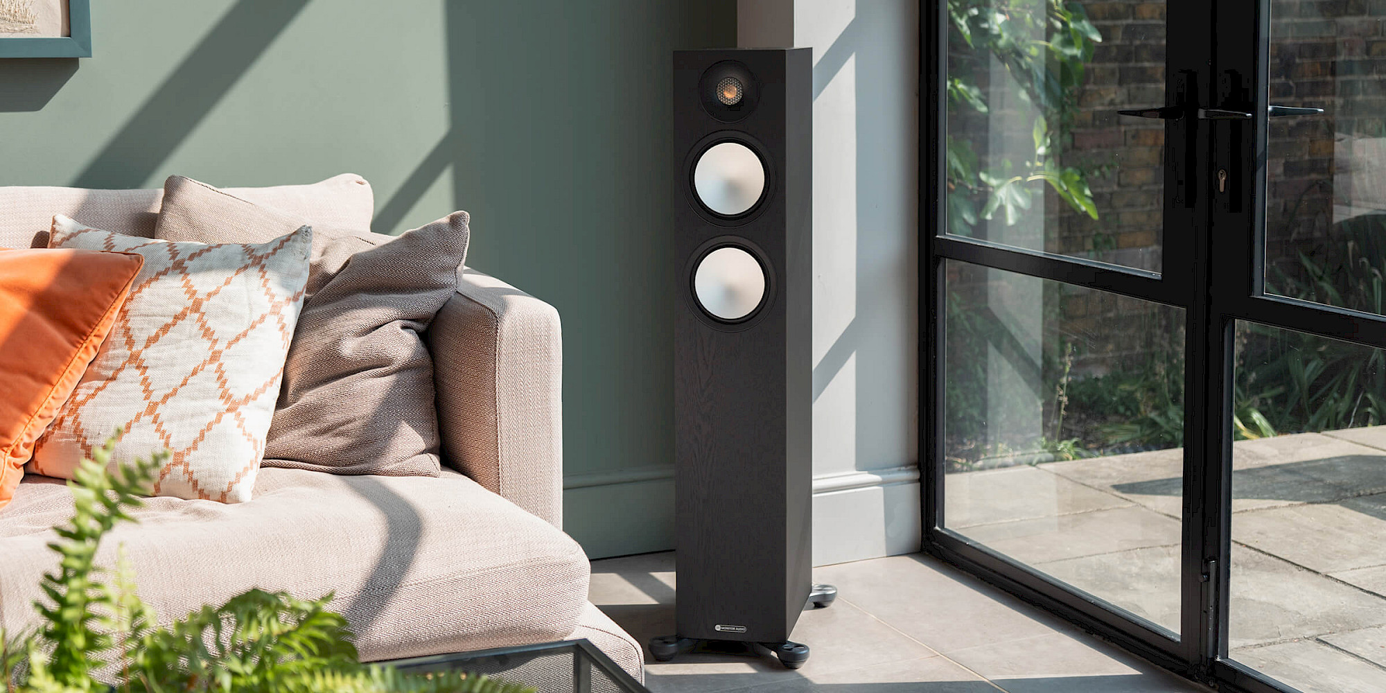 Monitor Audio Bronze 300 (7G) walnut