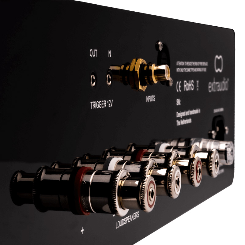 Extraudio XP-A2000 Ultra Power Amplifier Reference black/gold