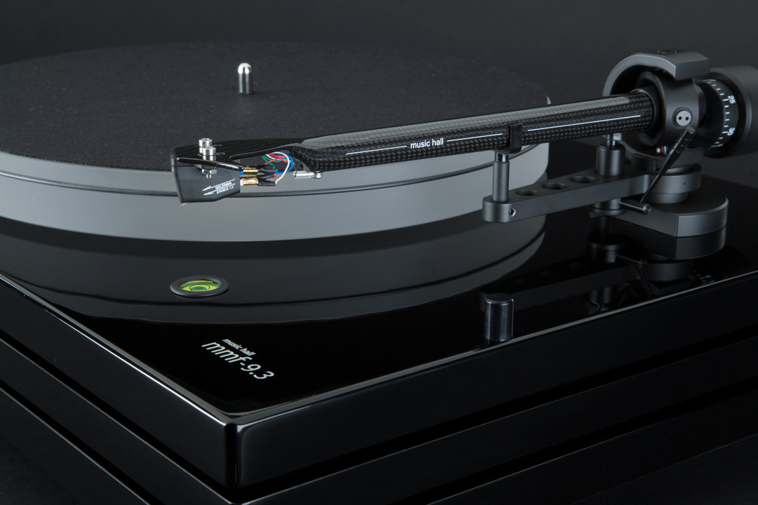 Music Hall MMF-9.3 high gloss piano black