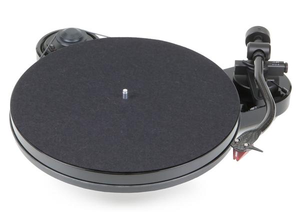Pro-Ject RPM 1 Carbon (DC) piano black