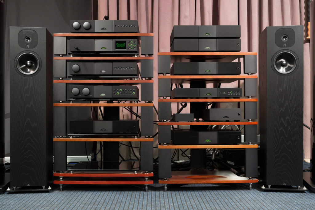 Naim_NAP_300-7.jpg