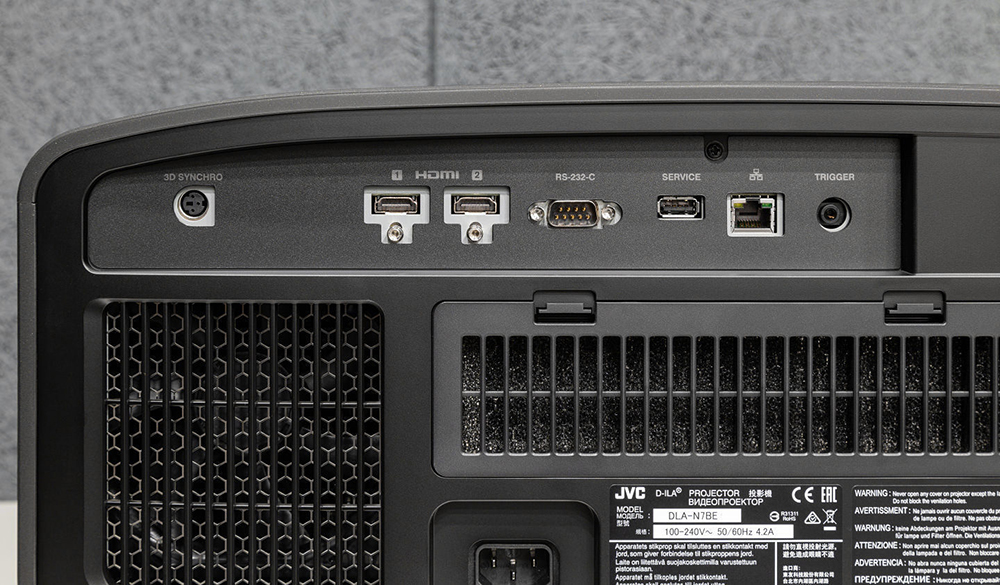 jvc_dla_n7_07.jpg