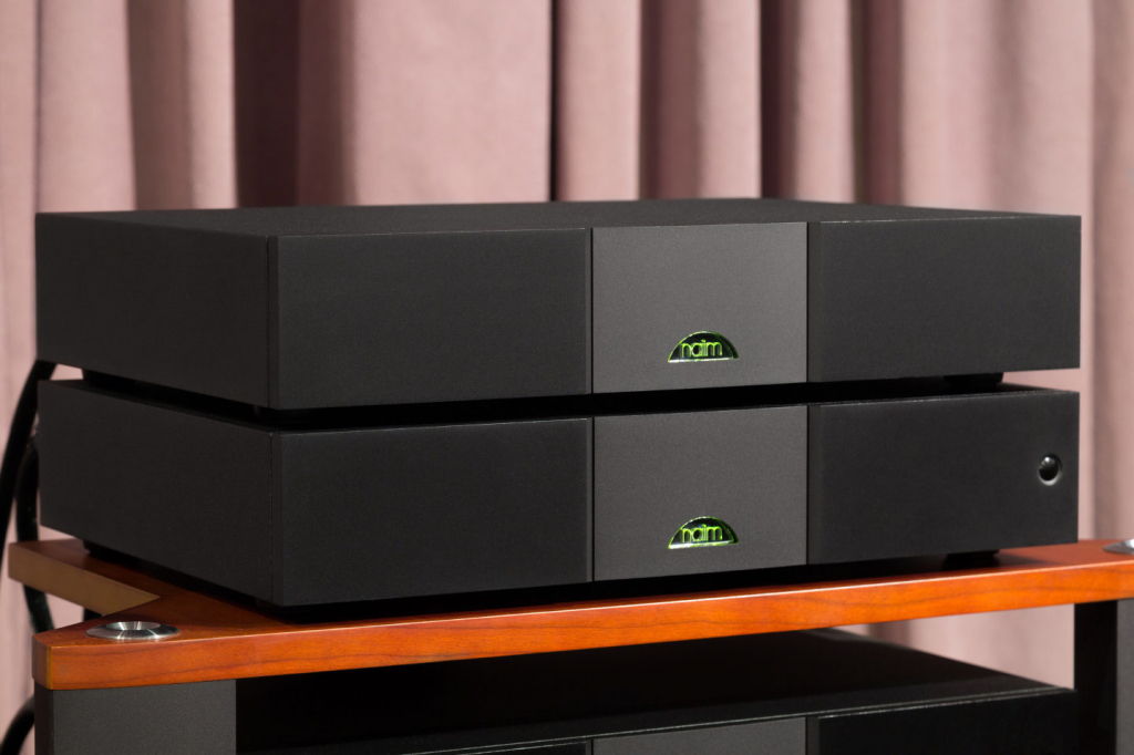 Naim_NAP_300-3.jpg